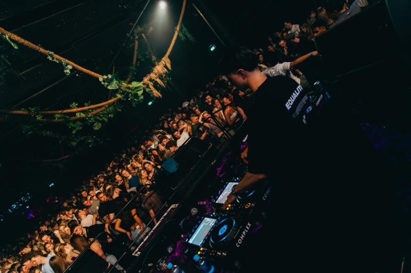 URBN INVITES : JONNA FRASER in Complex, Maastricht